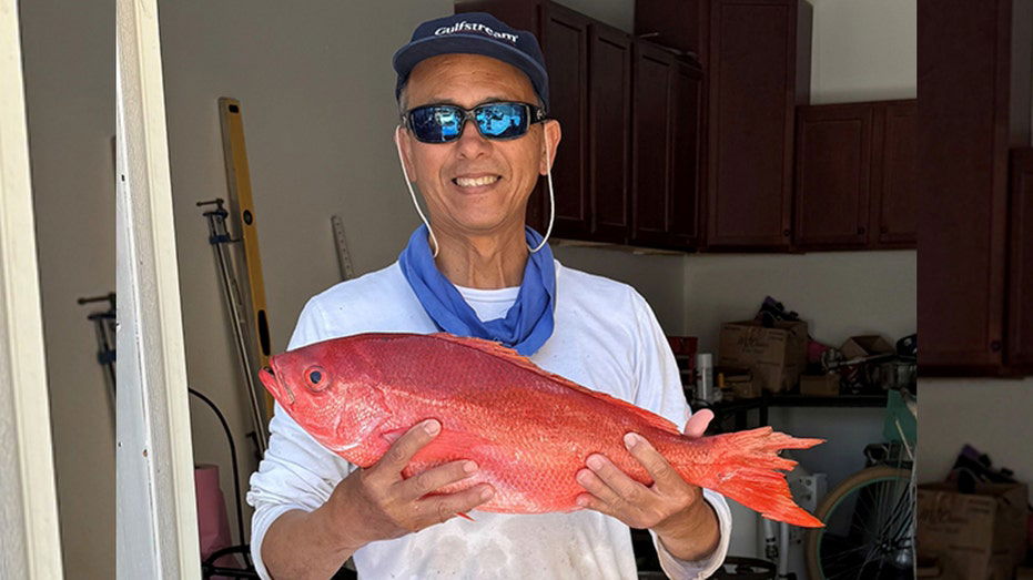 Bright red fish caught by Mississippi angler with electric reel breaks new record