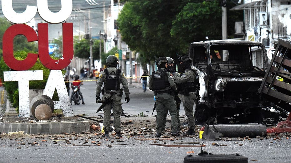 Crime, kidnappings and drone attacks flagged in US warning for border region