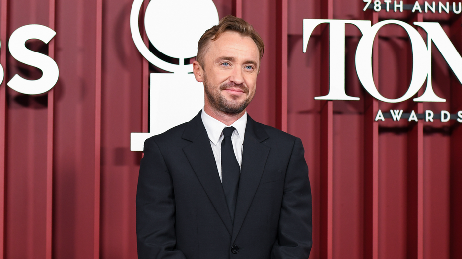 'Harry Potter' actor stands by JK Rowling at Tony Awards amid criticism of her transgender views
