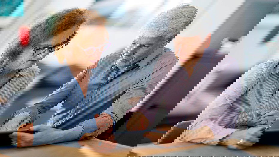 How to safely view your bank and retirement accounts online