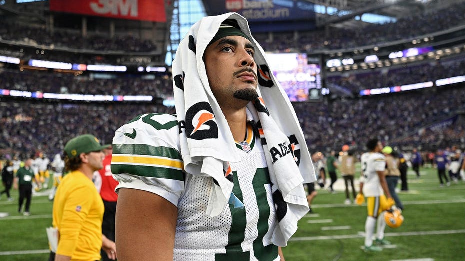 Human vs. ChatGPT NFL Week 2 betting picks: AI looks to rebound after disastrous 0-5 debut