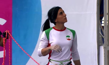 Missing Iranian climber dropped headscarf by mistake, Instagram post claims