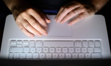 Nearly 50 news websites are ‘AI-generated’, a study says. Would I be able to tell?