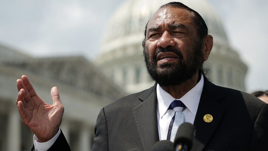 Outgoing House Democrat Al Green files another impeachment resolution targeting President Donald Trump