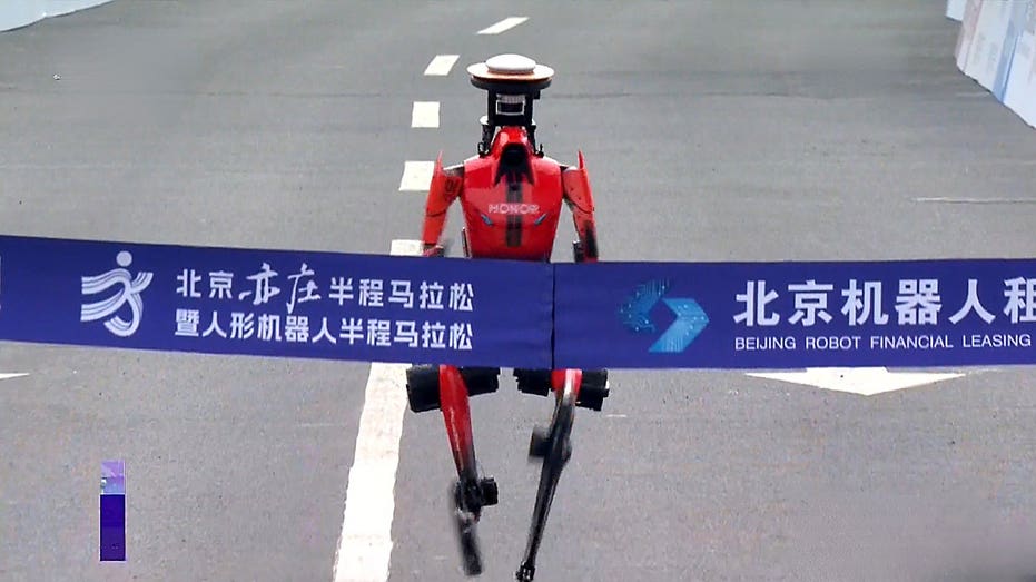 Robots beat humans in half marathon