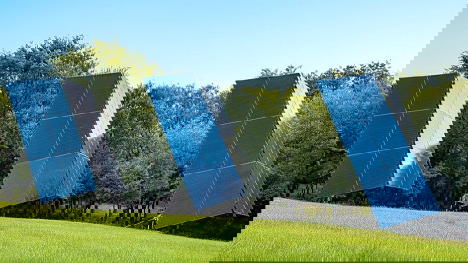 Texas startup raises $5.5M for revolutionary solar towers that produce 50% more energy