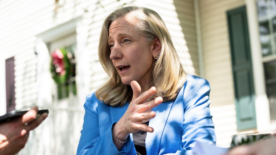 Virginia Democrats' $70M redistricting gamble backfires after court defeat, ignites blame game